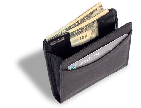 wallets protect against id theft